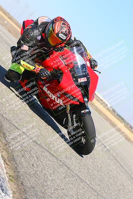media/Mar-07-2022-Fun Track Dayz (Mon) [[9cc4a7dca7]]/Expert Group/115pm (Grapevine)/